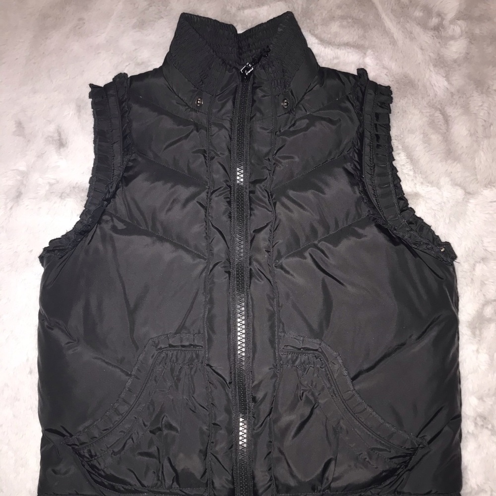 Betsy Johnson puffer vest